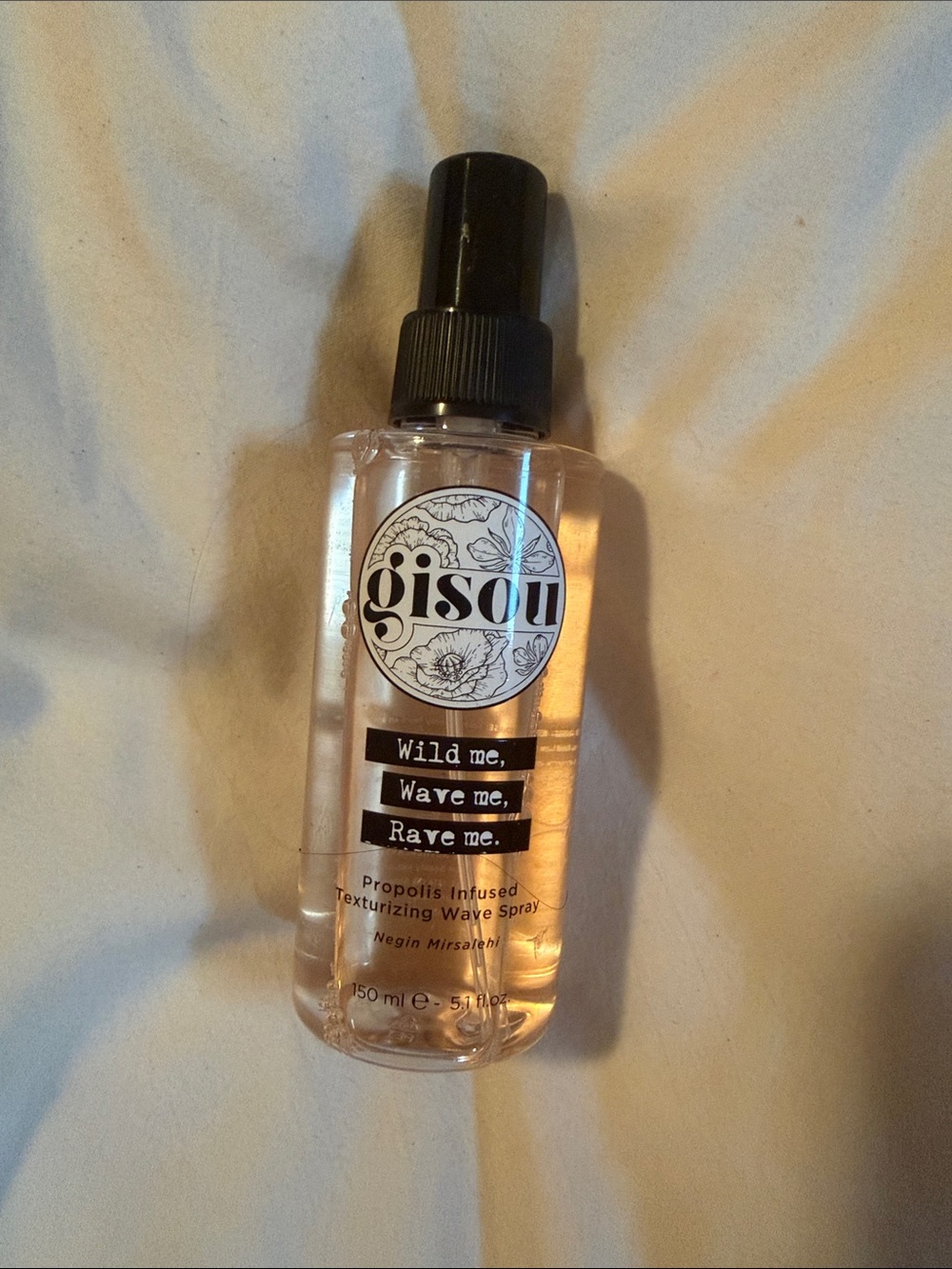 Gisou Wild Me Wave Texturizing Spray — Clear
